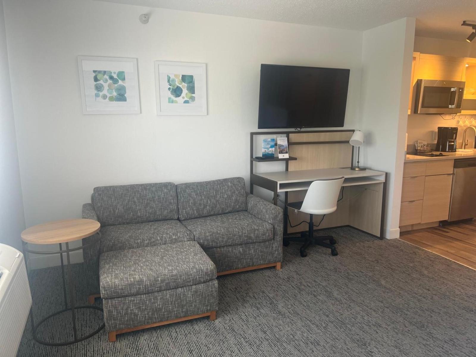TownePlace Suites Detroit Warren Buitenkant foto