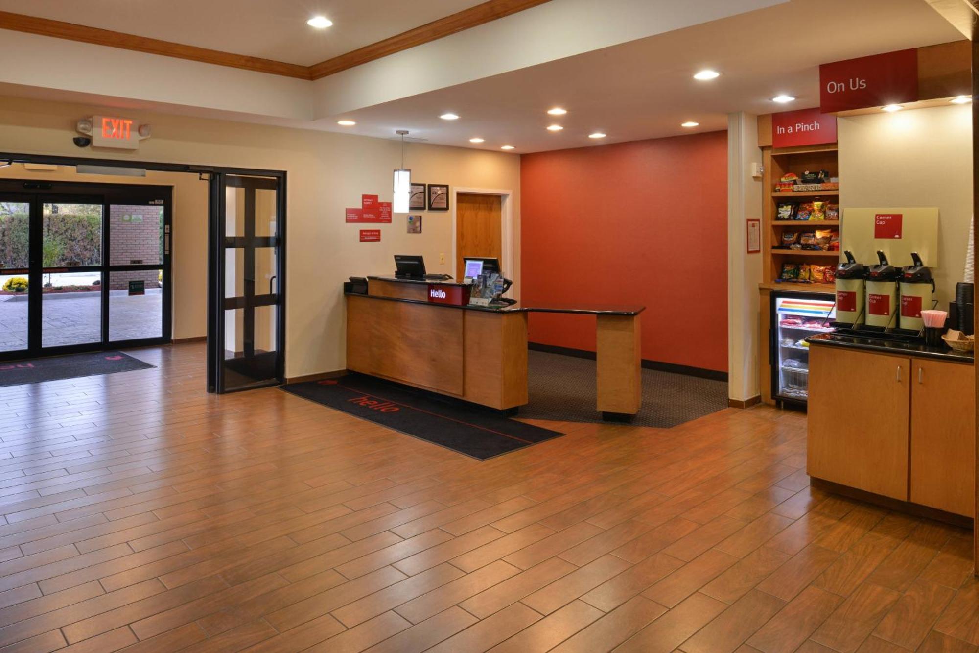TownePlace Suites Detroit Warren Buitenkant foto