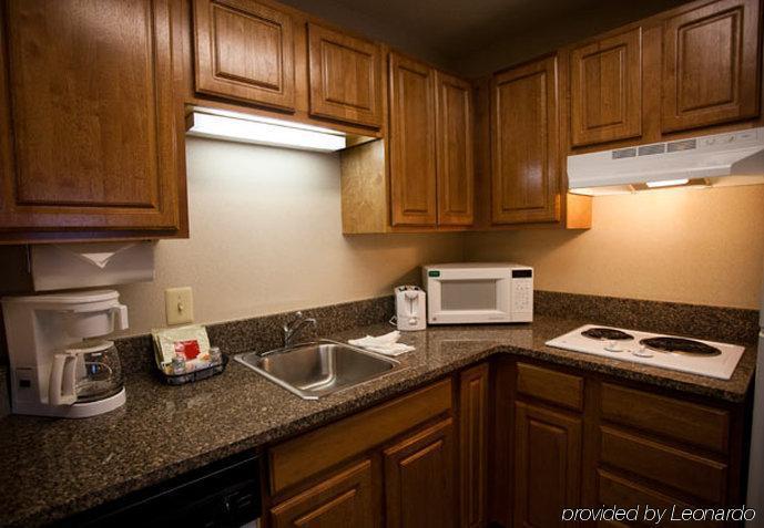 TownePlace Suites Detroit Warren Kamer foto